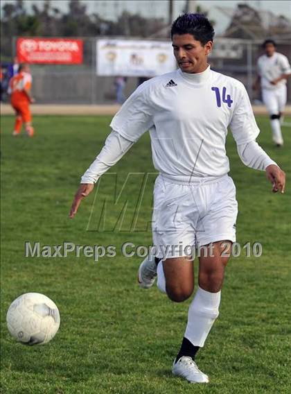 Thumbnail 2 in Poly @ Mountain View (CIF SS D6 Semifinal) photogallery.