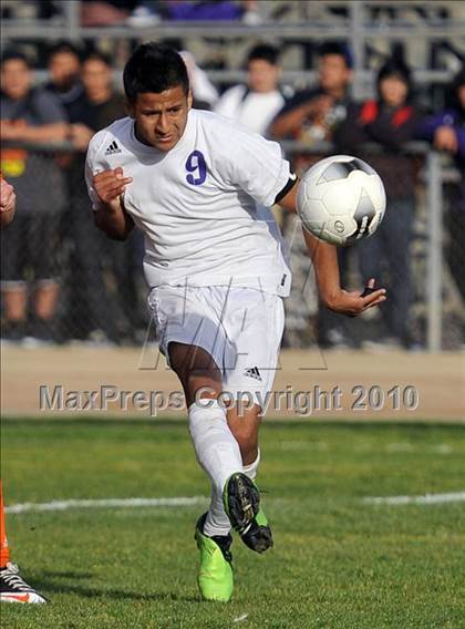 Thumbnail 2 in Poly @ Mountain View (CIF SS D6 Semifinal) photogallery.