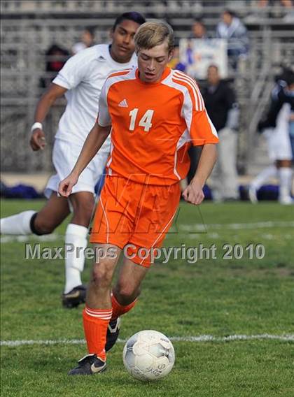 Thumbnail 2 in Poly @ Mountain View (CIF SS D6 Semifinal) photogallery.