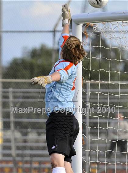 Thumbnail 3 in Poly @ Mountain View (CIF SS D6 Semifinal) photogallery.