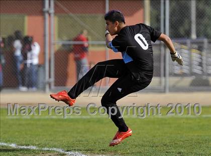 Thumbnail 3 in Poly @ Mountain View (CIF SS D6 Semifinal) photogallery.