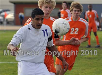 Thumbnail 2 in Poly @ Mountain View (CIF SS D6 Semifinal) photogallery.