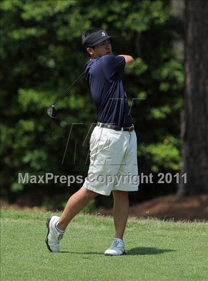Thumbnail 2 in NCHSAA State 4A Boys Golf Championships (Day 1) photogallery.