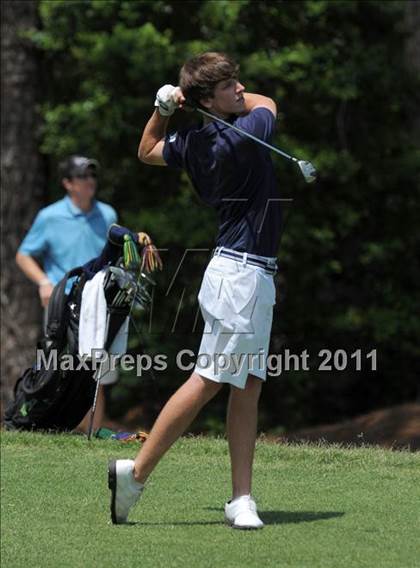 Thumbnail 1 in NCHSAA State 4A Boys Golf Championships (Day 1) photogallery.