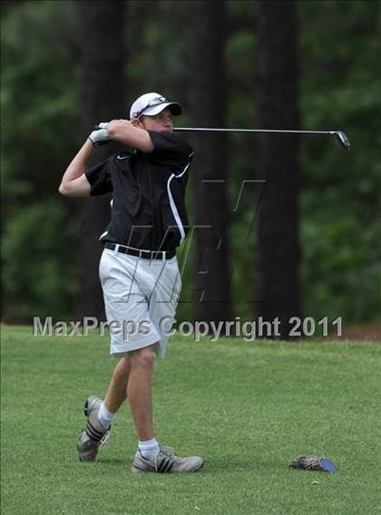 Thumbnail 1 in NCHSAA State 4A Boys Golf Championships (Day 1) photogallery.