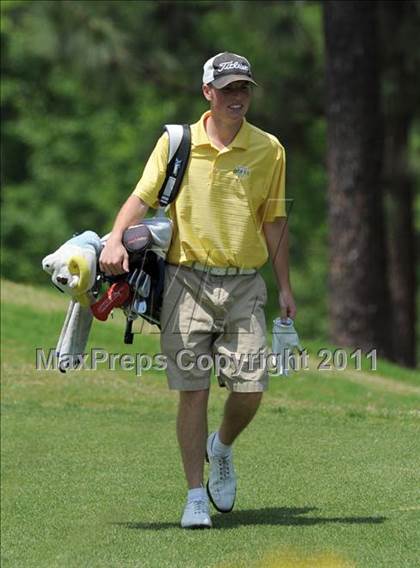 Thumbnail 1 in NCHSAA State 4A Boys Golf Championships (Day 1) photogallery.