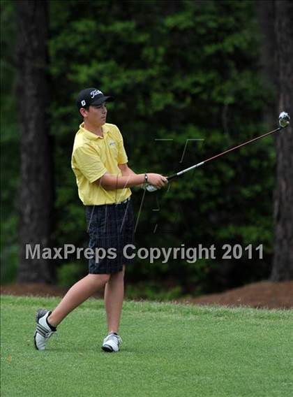 Thumbnail 1 in NCHSAA State 4A Boys Golf Championships (Day 1) photogallery.