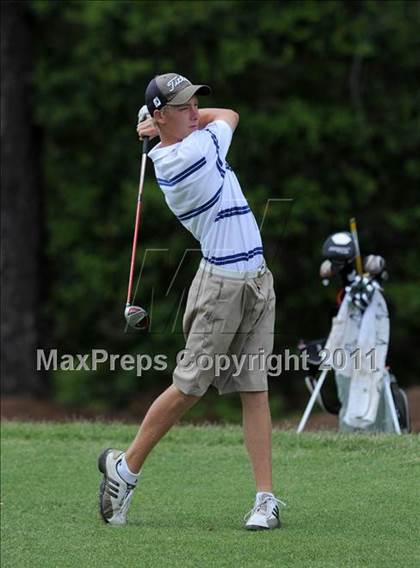 Thumbnail 1 in NCHSAA State 4A Boys Golf Championships (Day 1) photogallery.