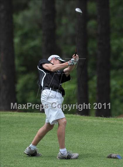 Thumbnail 2 in NCHSAA State 4A Boys Golf Championships (Day 1) photogallery.
