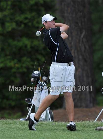 Thumbnail 2 in NCHSAA State 4A Boys Golf Championships (Day 1) photogallery.