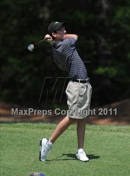 Thumbnail 2 in NCHSAA State 4A Boys Golf Championships (Day 1) photogallery.