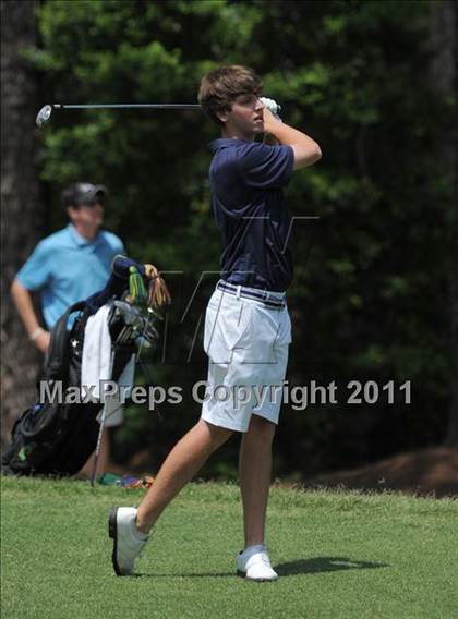Thumbnail 1 in NCHSAA State 4A Boys Golf Championships (Day 1) photogallery.