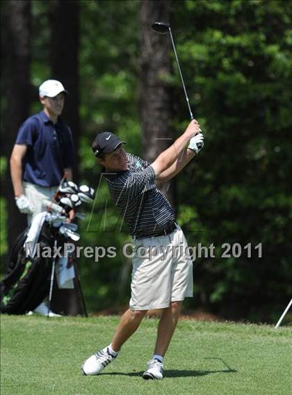 Thumbnail 1 in NCHSAA State 4A Boys Golf Championships (Day 1) photogallery.
