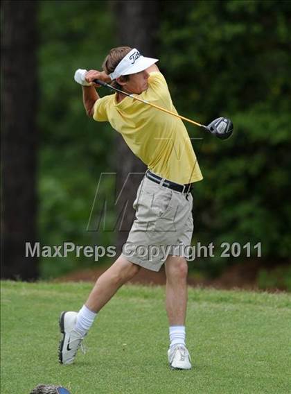 Thumbnail 2 in NCHSAA State 4A Boys Golf Championships (Day 1) photogallery.