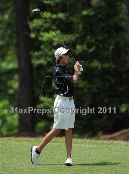 Thumbnail 1 in NCHSAA State 4A Boys Golf Championships (Day 1) photogallery.