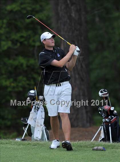 Thumbnail 1 in NCHSAA State 4A Boys Golf Championships (Day 1) photogallery.