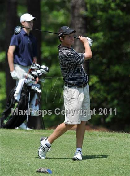 Thumbnail 2 in NCHSAA State 4A Boys Golf Championships (Day 1) photogallery.