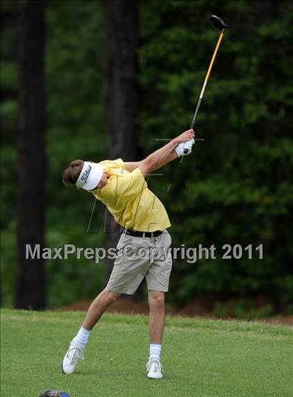 Thumbnail 1 in NCHSAA State 4A Boys Golf Championships (Day 1) photogallery.