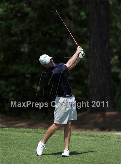 Thumbnail 1 in NCHSAA State 4A Boys Golf Championships (Day 1) photogallery.