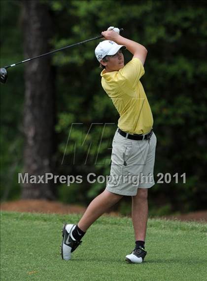 Thumbnail 1 in NCHSAA State 4A Boys Golf Championships (Day 1) photogallery.