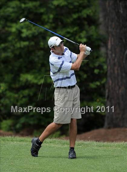 Thumbnail 1 in NCHSAA State 4A Boys Golf Championships (Day 1) photogallery.