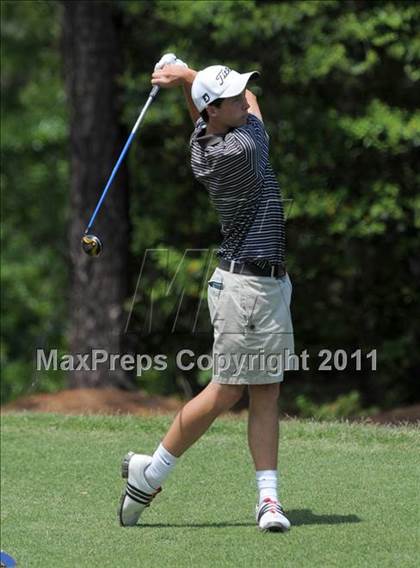 Thumbnail 1 in NCHSAA State 4A Boys Golf Championships (Day 1) photogallery.