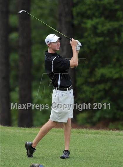 Thumbnail 3 in NCHSAA State 4A Boys Golf Championships (Day 1) photogallery.