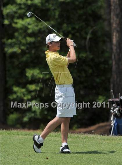 Thumbnail 1 in NCHSAA State 4A Boys Golf Championships (Day 1) photogallery.