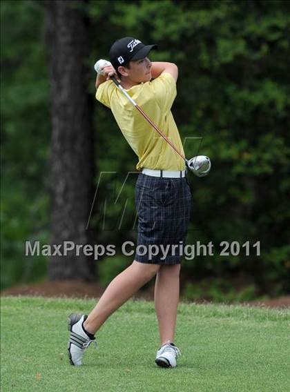 Thumbnail 2 in NCHSAA State 4A Boys Golf Championships (Day 1) photogallery.