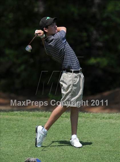 Thumbnail 1 in NCHSAA State 4A Boys Golf Championships (Day 1) photogallery.