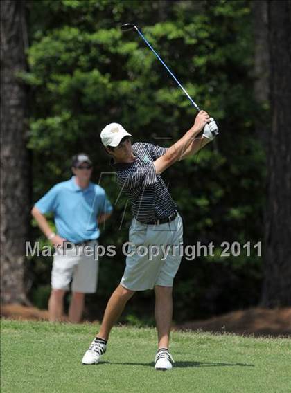 Thumbnail 1 in NCHSAA State 4A Boys Golf Championships (Day 1) photogallery.