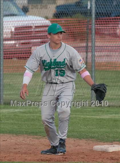 Thumbnail 1 in Tehachapi vs. Highland (CIF CS Playoffs) photogallery.