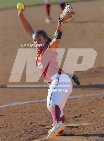Thumbnail 1 in Lassiter @ Whitewater photogallery.