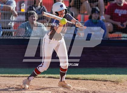 Thumbnail 2 in Lassiter @ Whitewater photogallery.