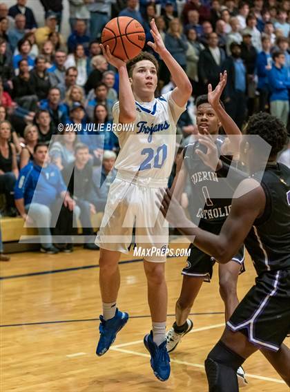 Thumbnail 1 in Guerin Catholic @ Indianapolis Bishop Chatard photogallery.