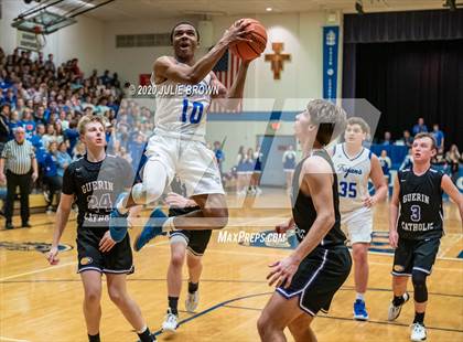 Thumbnail 2 in Guerin Catholic @ Indianapolis Bishop Chatard photogallery.