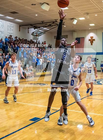 Thumbnail 2 in Guerin Catholic @ Indianapolis Bishop Chatard photogallery.