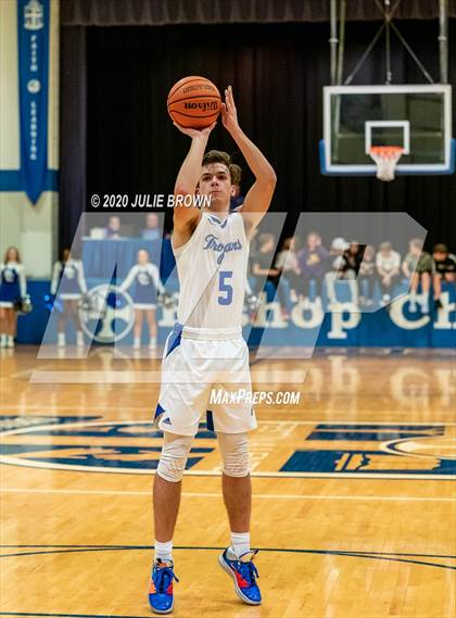 Thumbnail 3 in Guerin Catholic @ Indianapolis Bishop Chatard photogallery.
