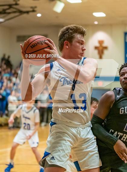 Thumbnail 1 in Guerin Catholic @ Indianapolis Bishop Chatard photogallery.
