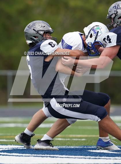 Thumbnail 2 in Emery/Weiner vs. Lakehill Prep photogallery.