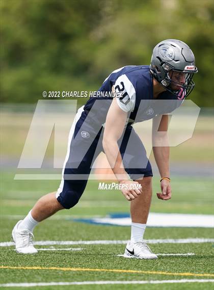 Thumbnail 3 in Emery/Weiner vs. Lakehill Prep photogallery.