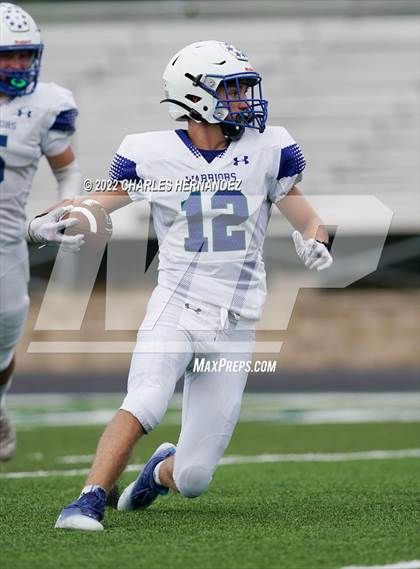 Thumbnail 3 in Emery/Weiner vs. Lakehill Prep photogallery.
