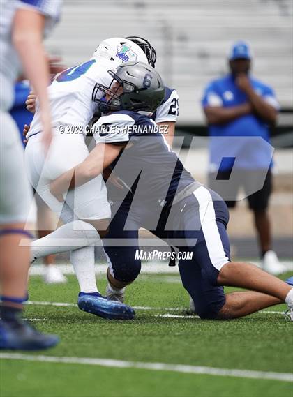 Thumbnail 2 in Emery/Weiner vs. Lakehill Prep photogallery.