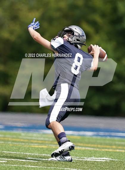 Thumbnail 3 in Emery/Weiner vs. Lakehill Prep photogallery.