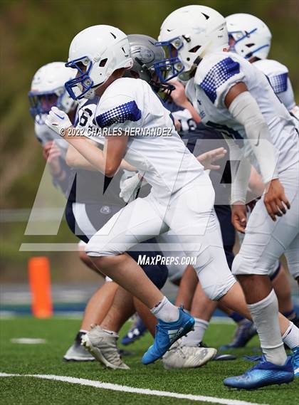 Thumbnail 2 in Emery/Weiner vs. Lakehill Prep photogallery.