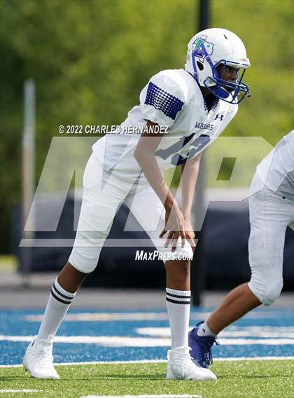 Thumbnail 2 in Emery/Weiner vs. Lakehill Prep photogallery.