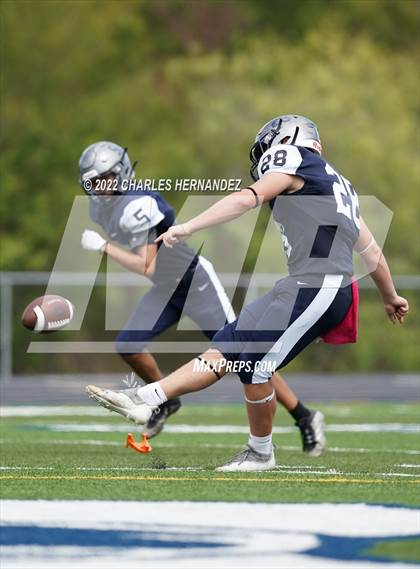 Thumbnail 1 in Emery/Weiner vs. Lakehill Prep photogallery.