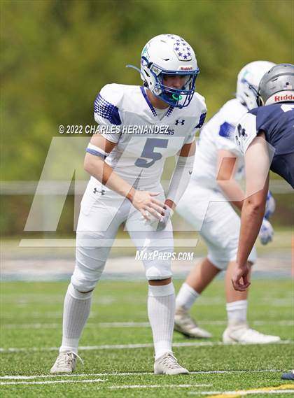Thumbnail 2 in Emery/Weiner vs. Lakehill Prep photogallery.