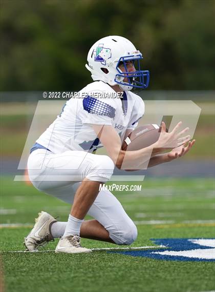 Thumbnail 3 in Emery/Weiner vs. Lakehill Prep photogallery.