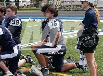 Thumbnail 2 in Emery/Weiner vs. Lakehill Prep photogallery.